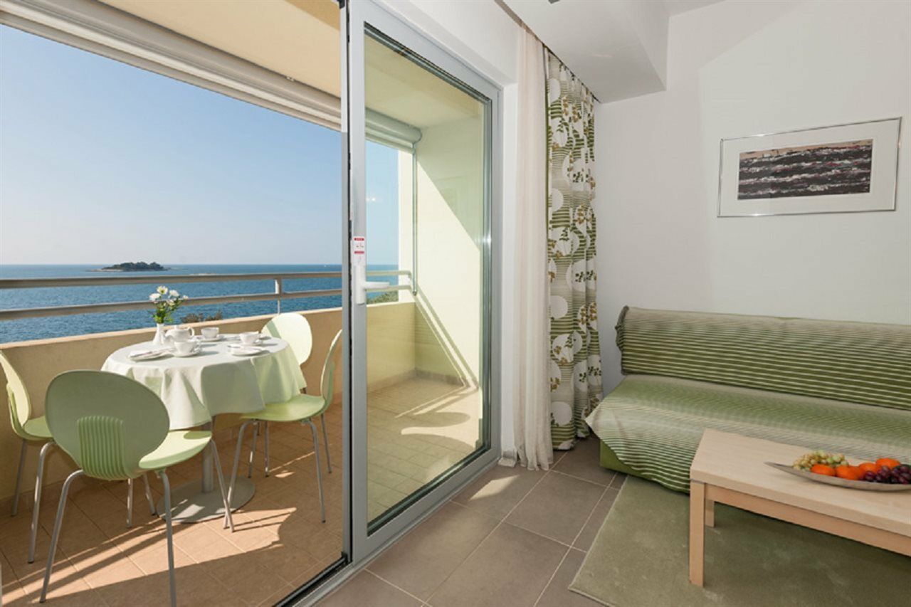 Belvedere Resort Apartments Vrsar Exterior photo